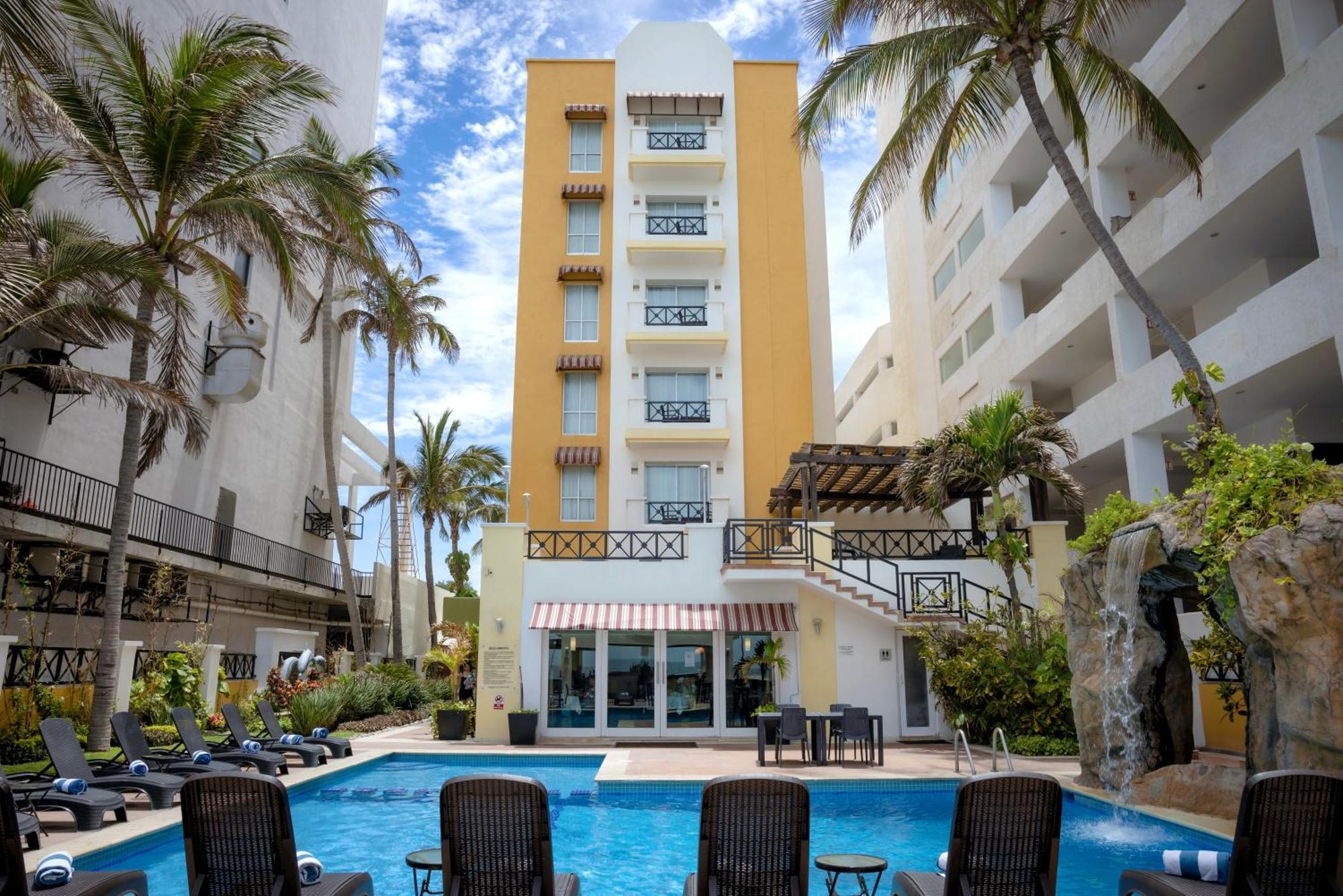 Western Freeman Zona Dorada 3*