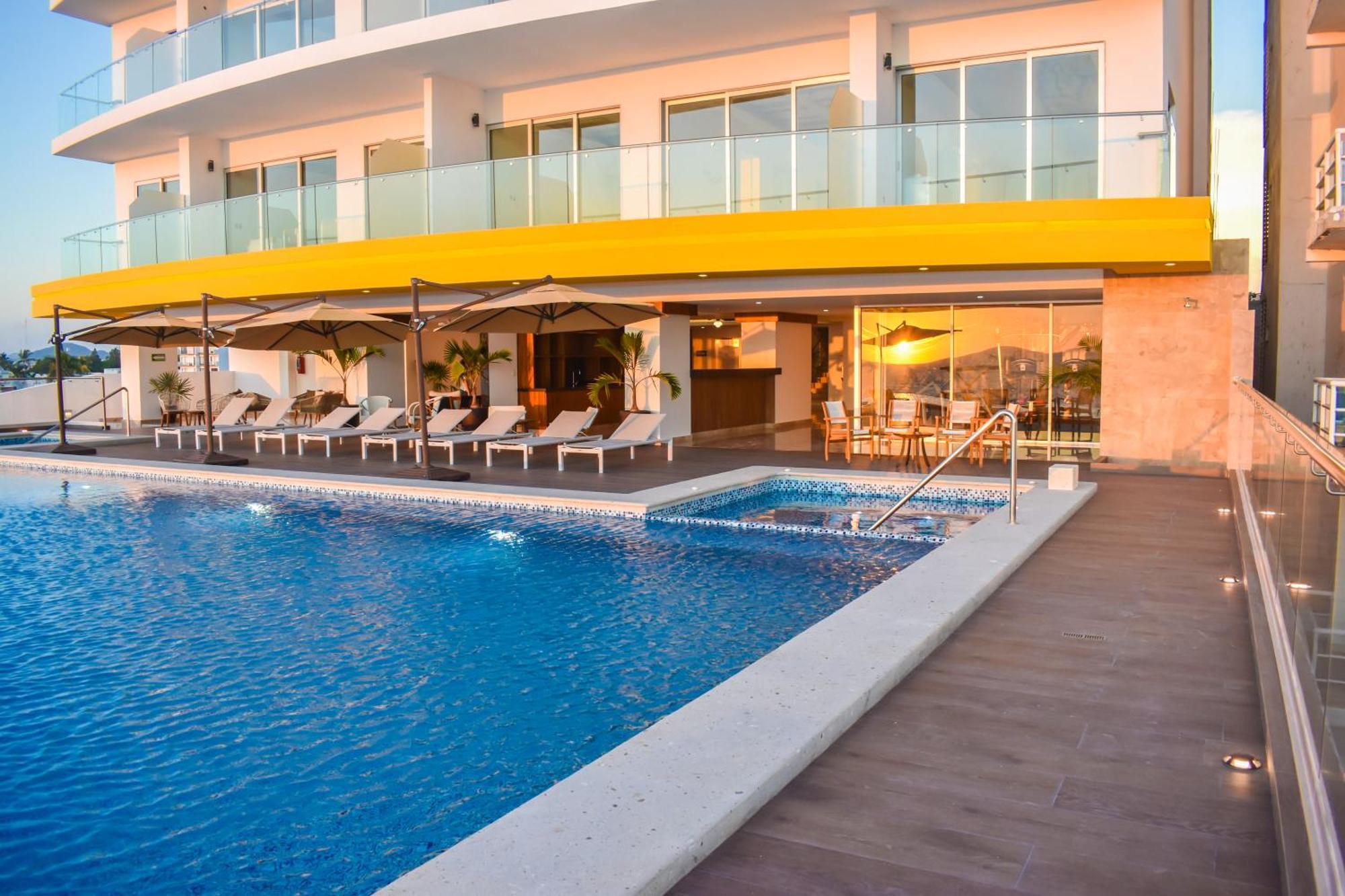 Sunset View 1801 - Penthouse Con Vista Al Mar En Malecon