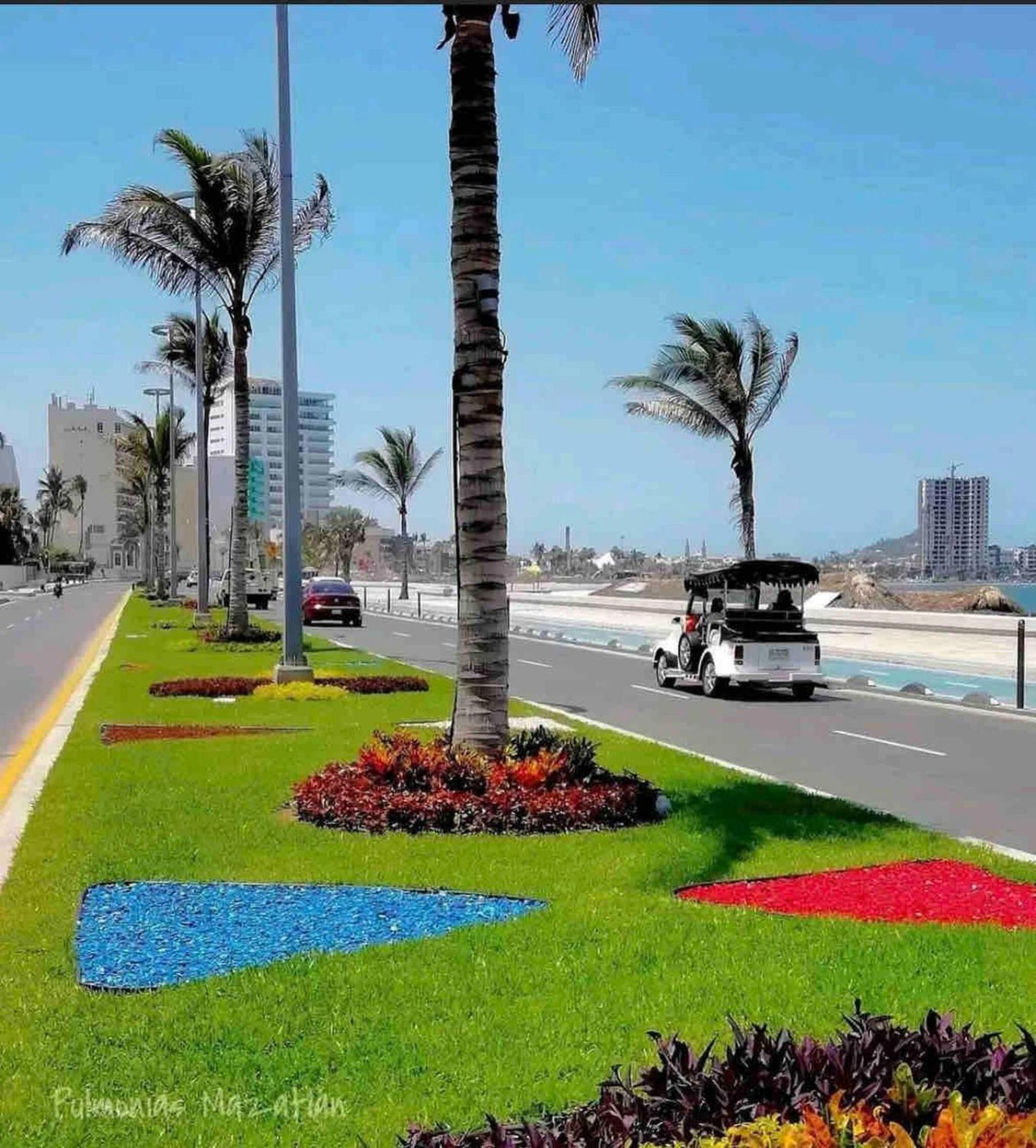 Alcantara The Beach, Shops, Good Wi-fi Сasa de vacaciones *
