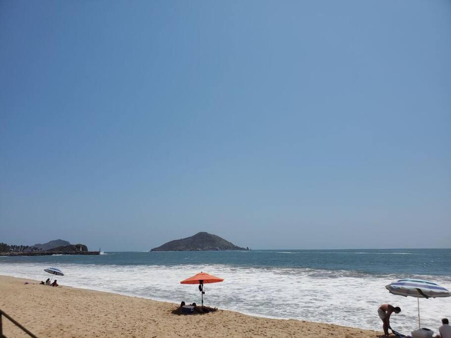 Grande 1 Cuadra De Playa