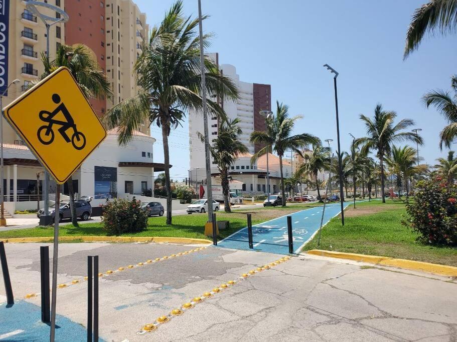 Grande 1 Cuadra De Playa *