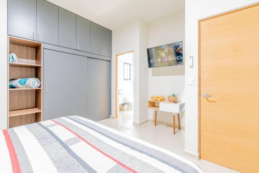Penthouse Con Terraza En Zona Dorada *