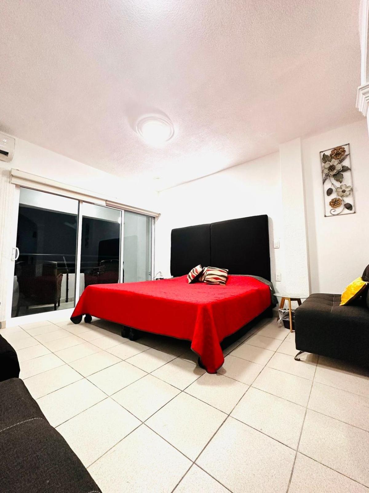 *loft Con Balcon En Playa De Zona Dorada Mazatlan* * Mazatlán