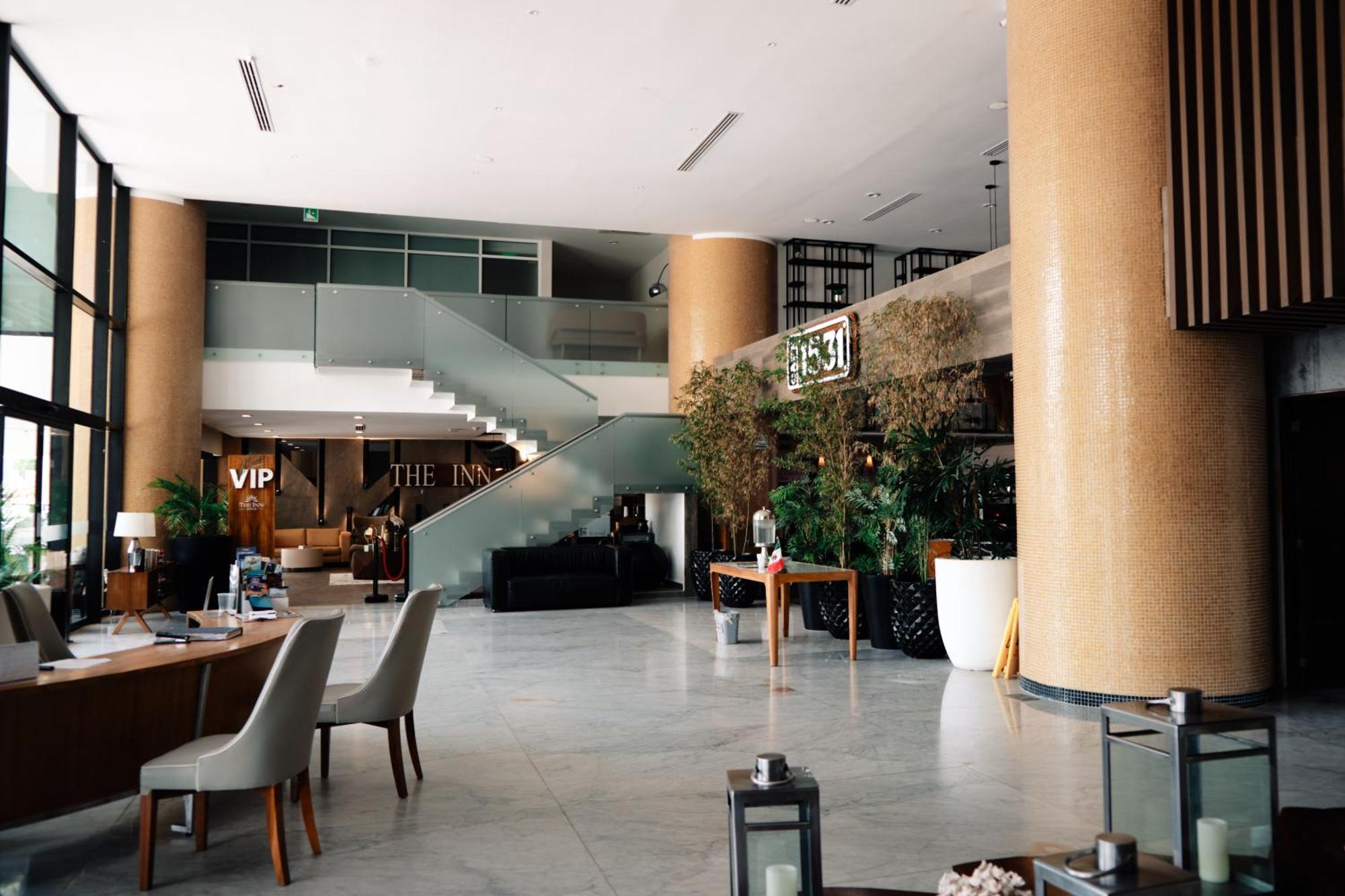 Hotel The At