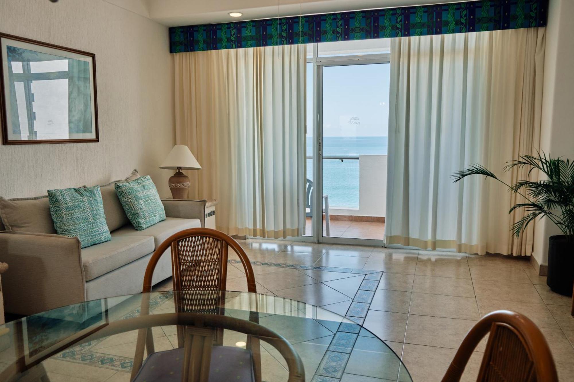 The At 5* Mazatlán