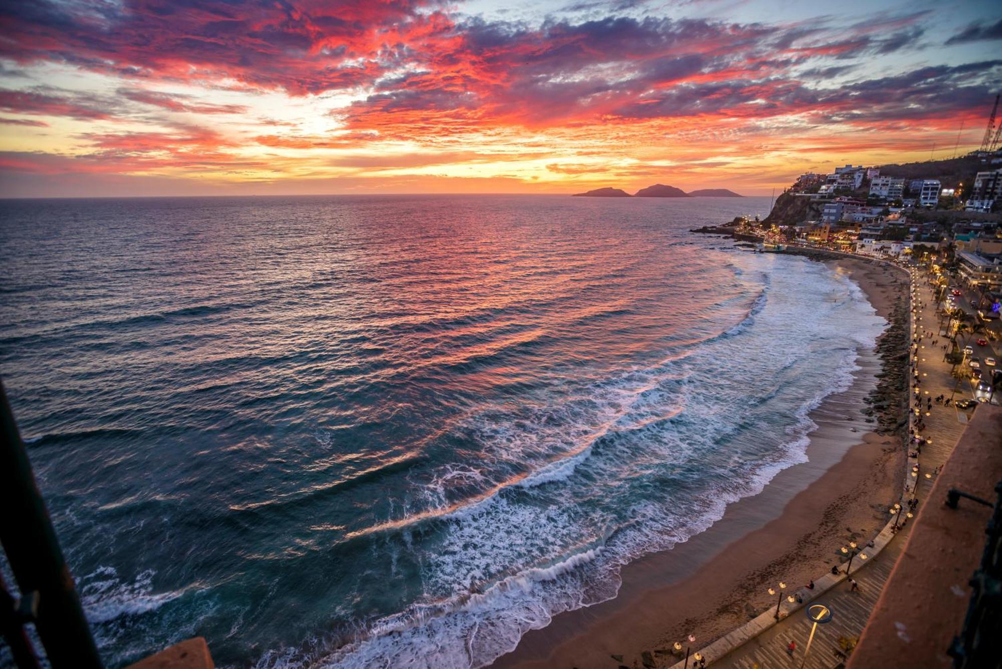 Western Freeman Hotel Mazatlan
