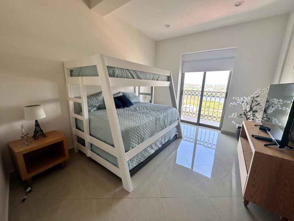 Gavias Grand Apt. 1415