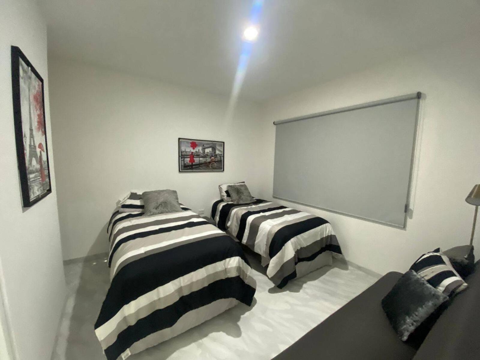 Lovely 2 Bedroom Oceanfront In Apartamento *