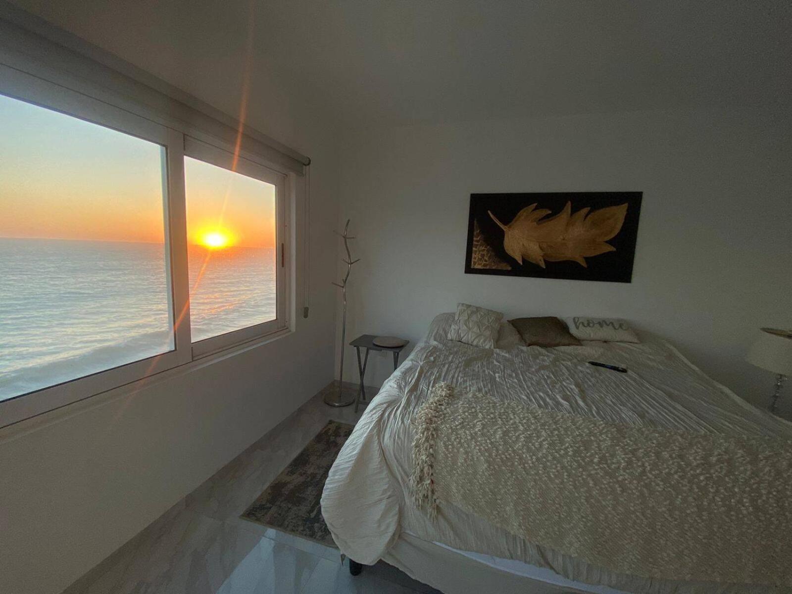 Lovely 2 Bedroom Oceanfront In * Mazatlán