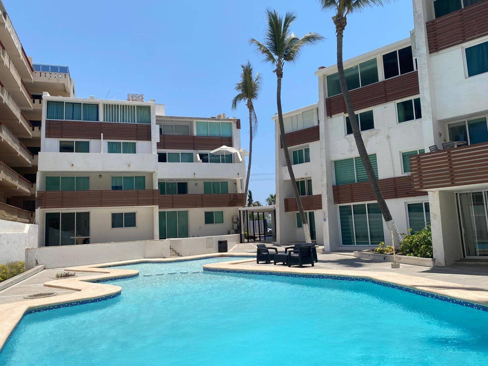 Lovely 2 Bedroom Oceanfront In * Mazatlán