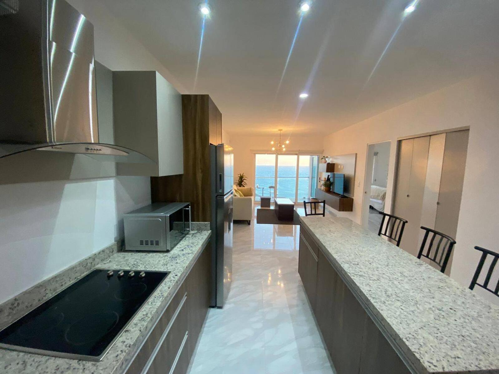 Lovely 2 Bedroom Oceanfront In *