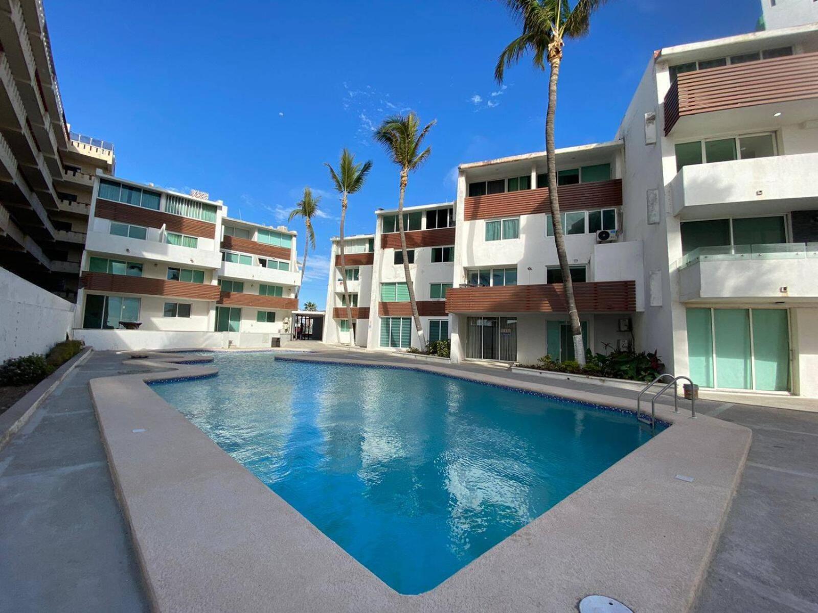 Lovely 2 Bedroom Oceanfront In Apartamento *