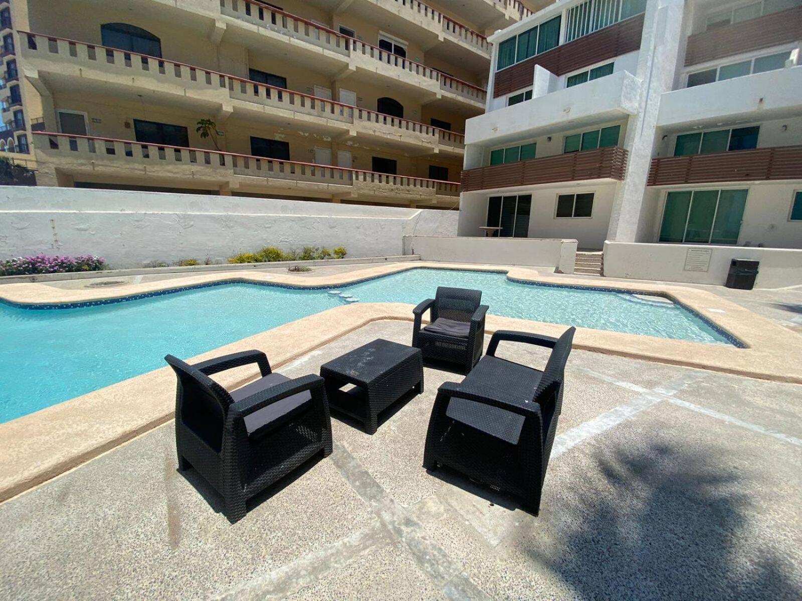 Apartamento Lovely 2 Bedroom Oceanfront In Mazatlán
