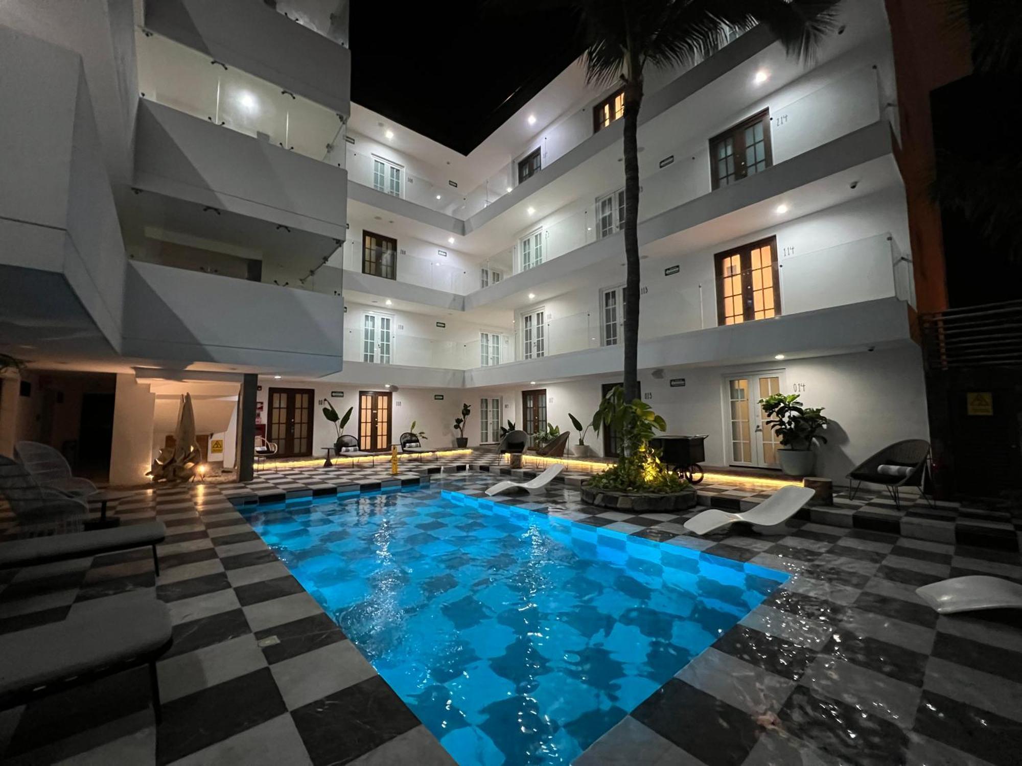 The Xperience By G - Adults Only Hotel