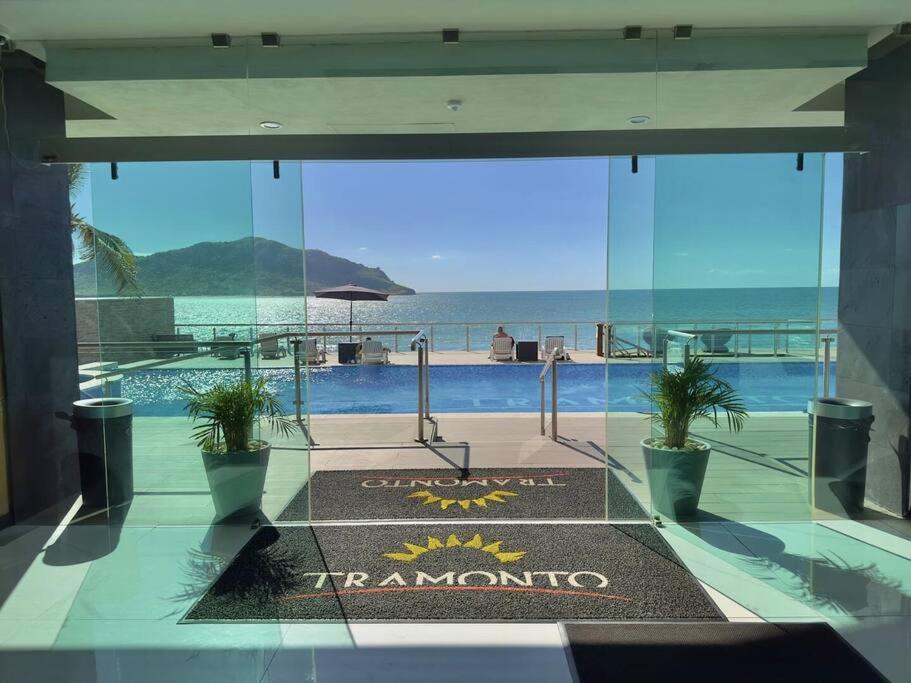 A Pie De Playa Con Hermosas Vistas By G P S Rentas Apartamento *