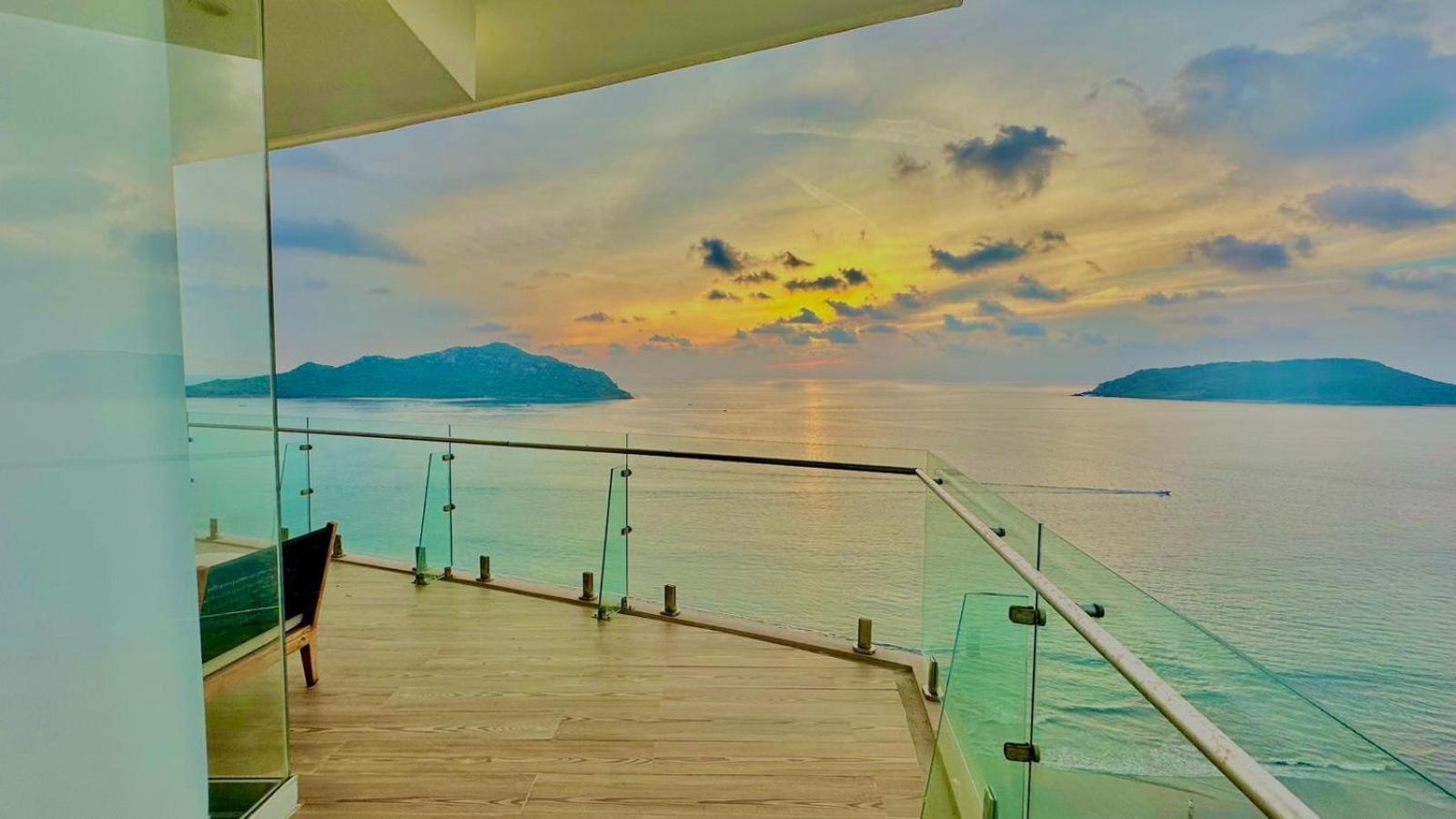 Gold In Camino Al Mar With Amazing View Of The Ocean, And Swimming Pool, 3 *