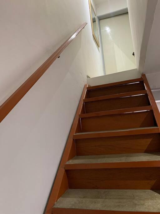 Casa Ideal Con Cochera, Seguridad Y Centrica Mazatlán