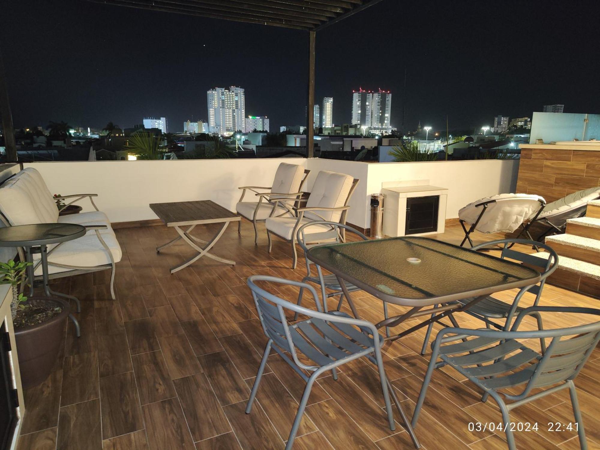 Apartment Depto De 2 Recamaras A 800 Metros Del Malecon De