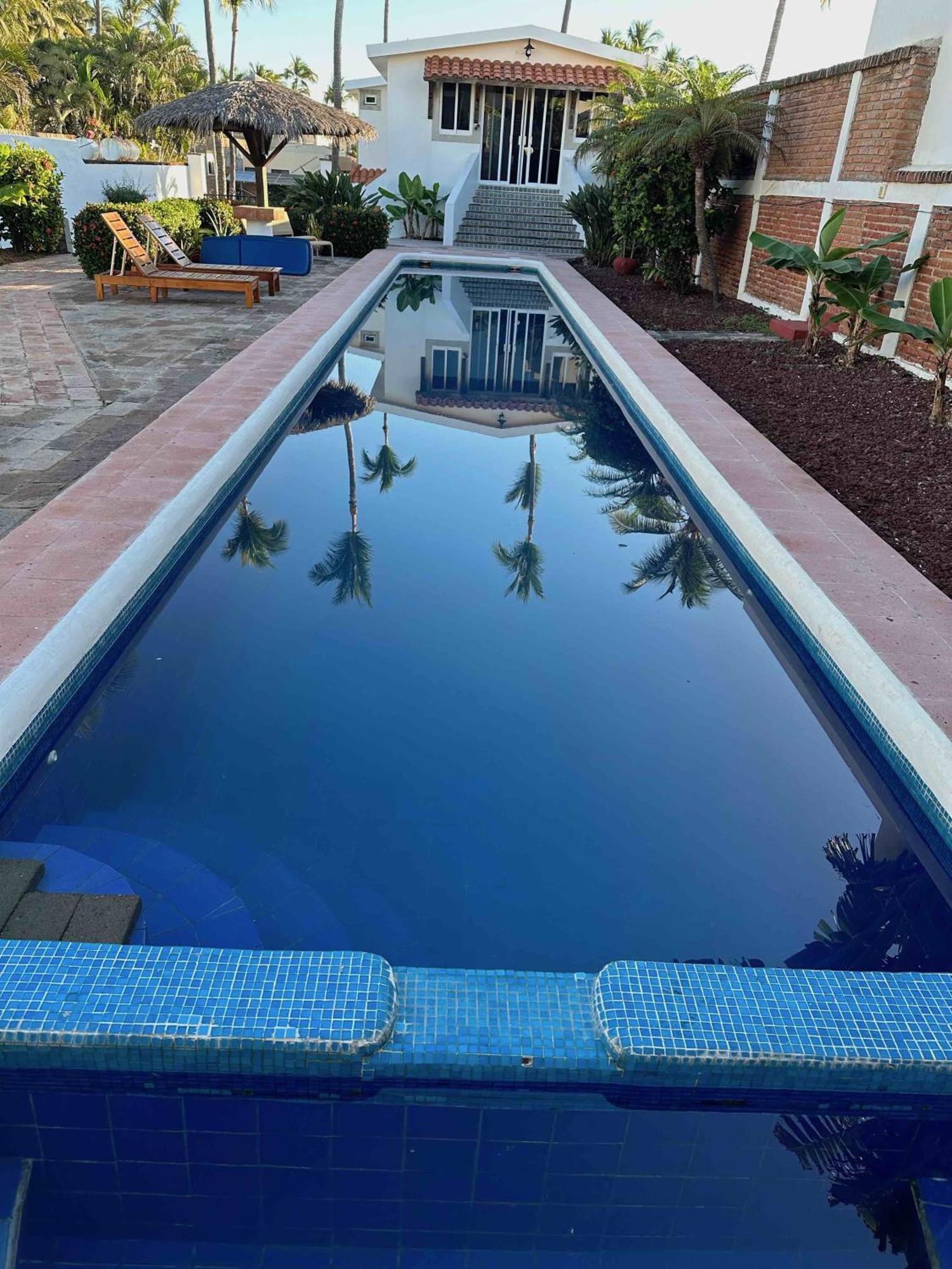 Cerritos Oceanfront Villa *