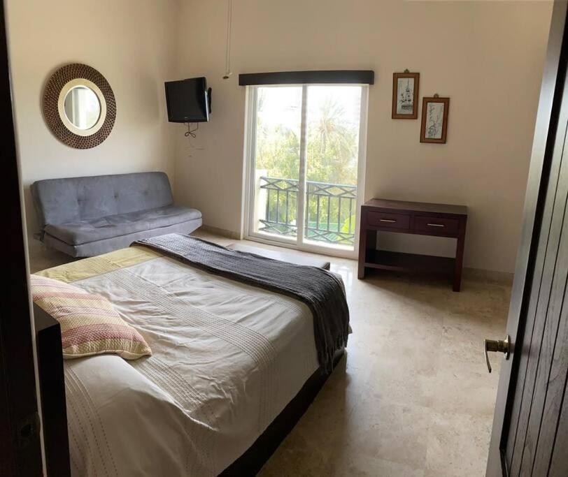 Apartamento Departamento En Fracc Privado 200mts2 *
