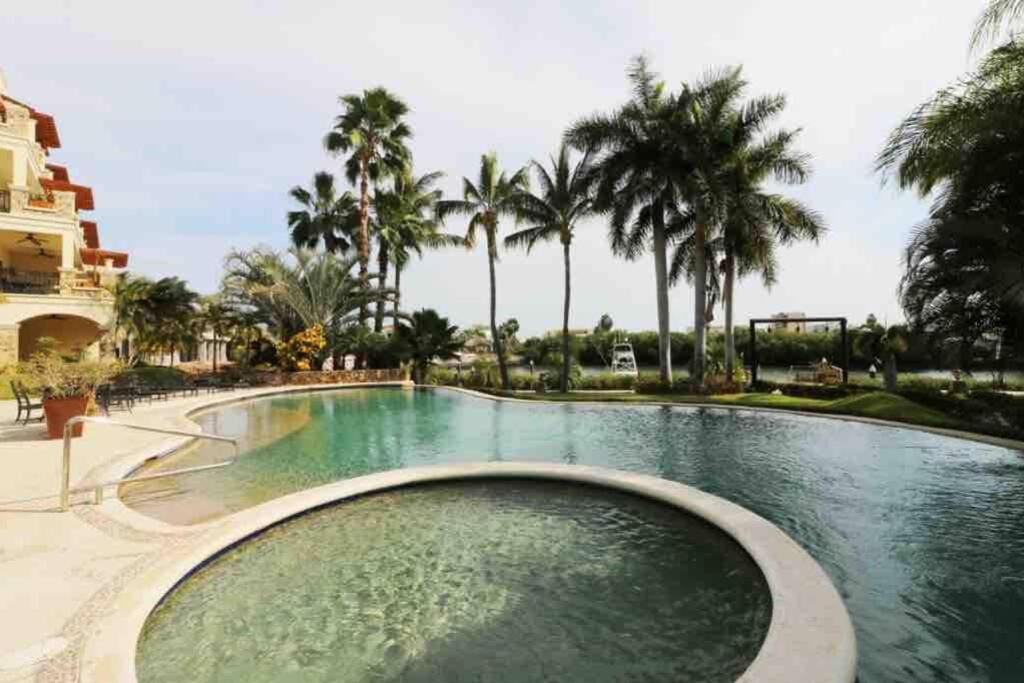 Departamento En Fracc Privado 200mts2