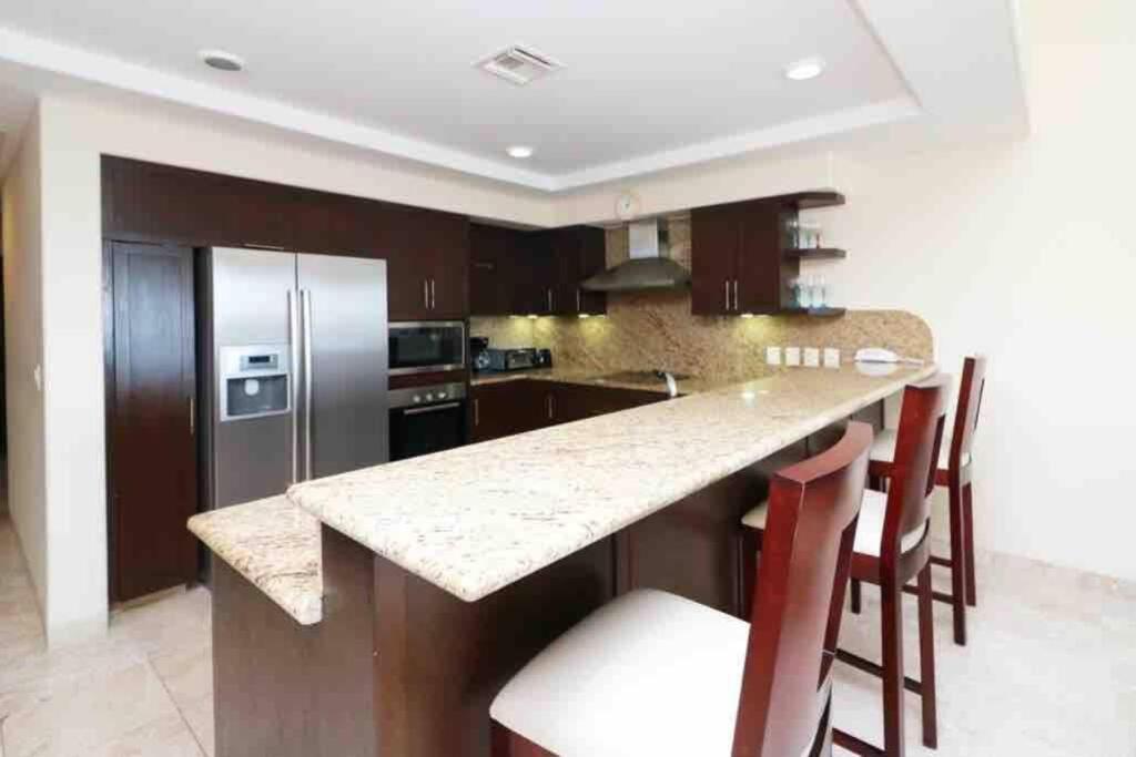 Apartamento Departamento En Fracc Privado 200mts2 *