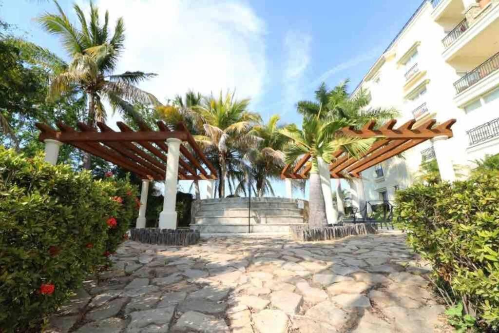 Apartamento Departamento En Fracc Privado 200mts2 *