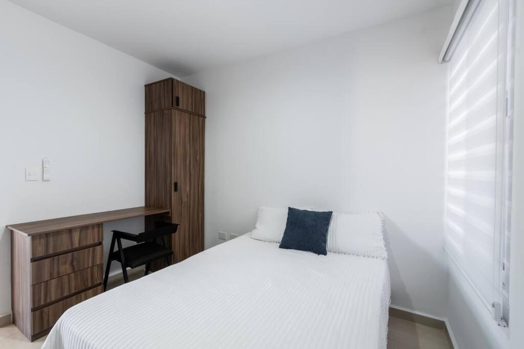 Almarena Frailes 402 Apartamento *