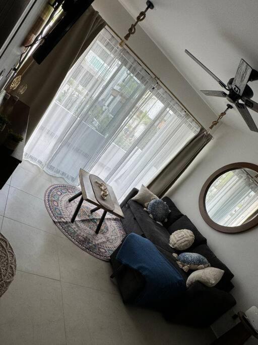 Apartamento Departamento Con Alberca En Cerritos! *
