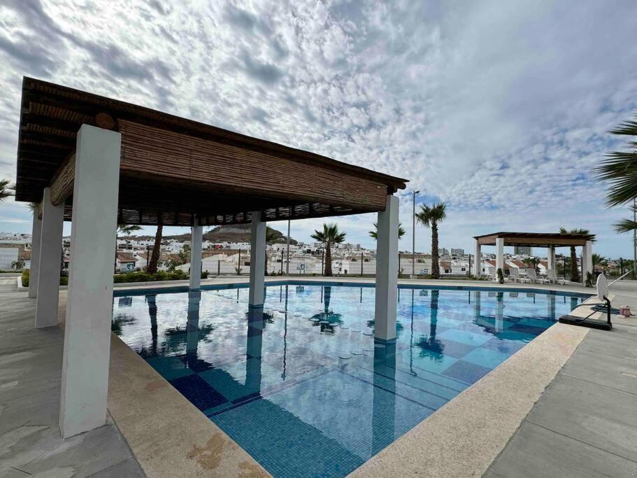 Departamento Con Alberca En Cerritos! Apartamento *