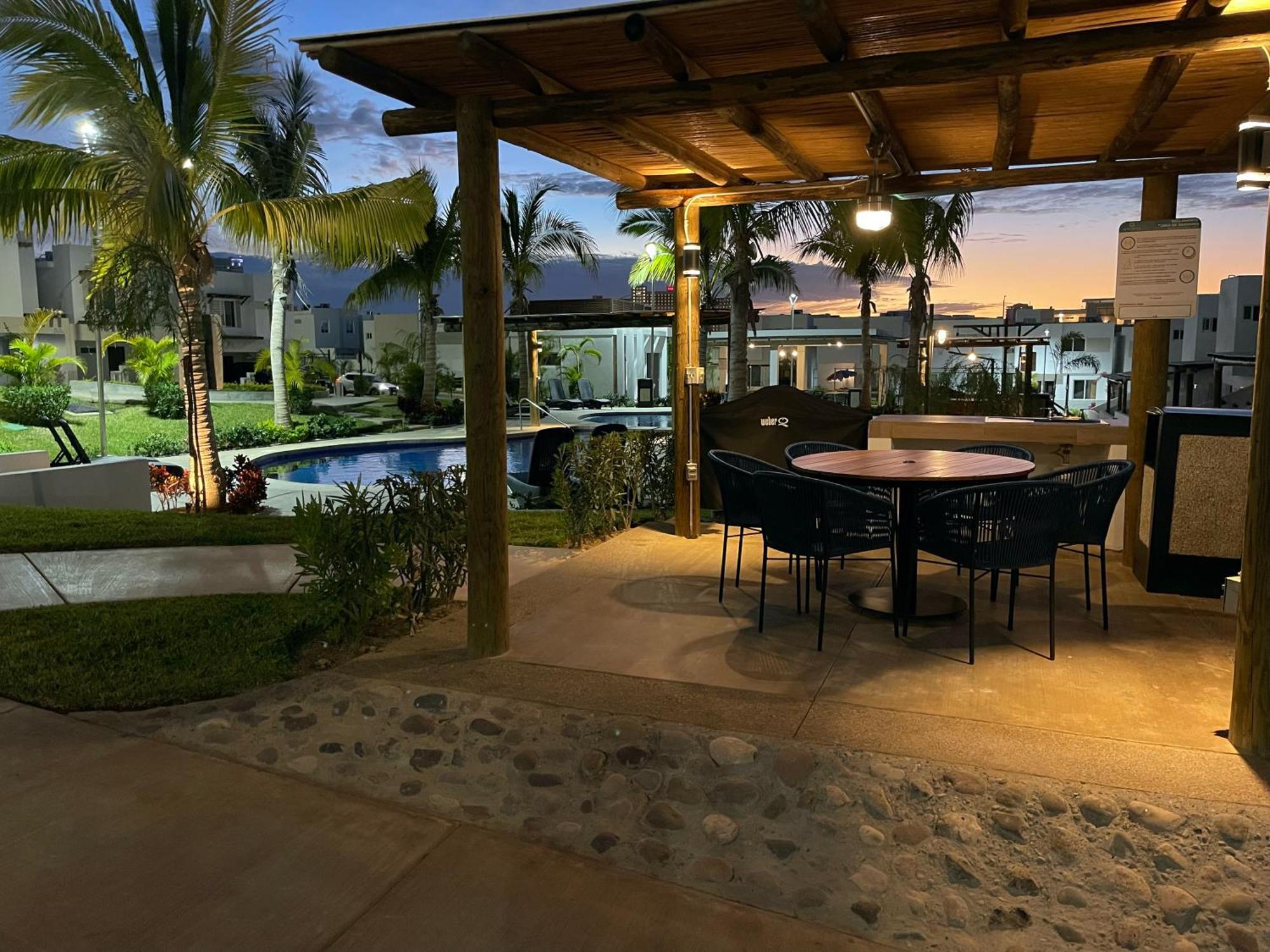 New°family°pool°spacious°backyard°king°bbq°gated Mazatlan