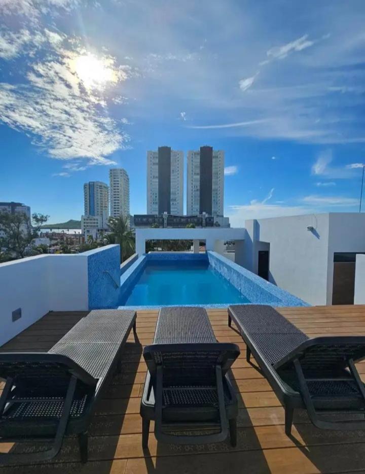 Apartamento Zona Dorada Alberca Comodidad Playa