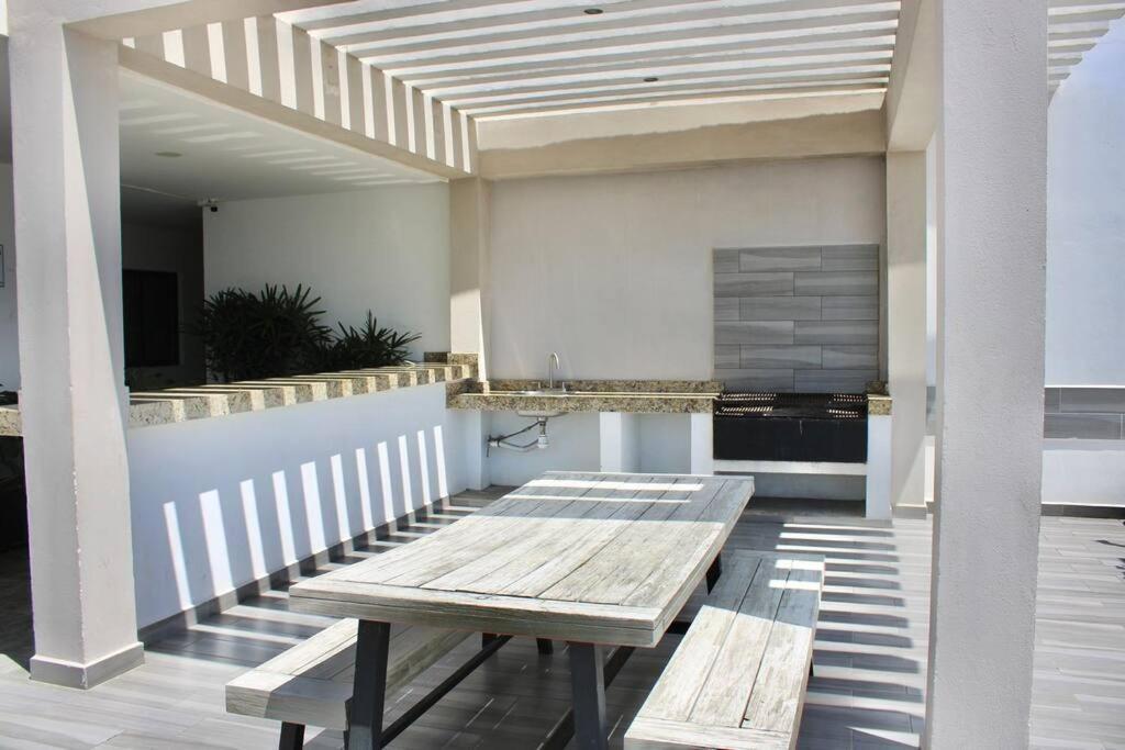 Apartamento Hermoso En Marina, Asombrosas Vistas By G P S Rentas *
