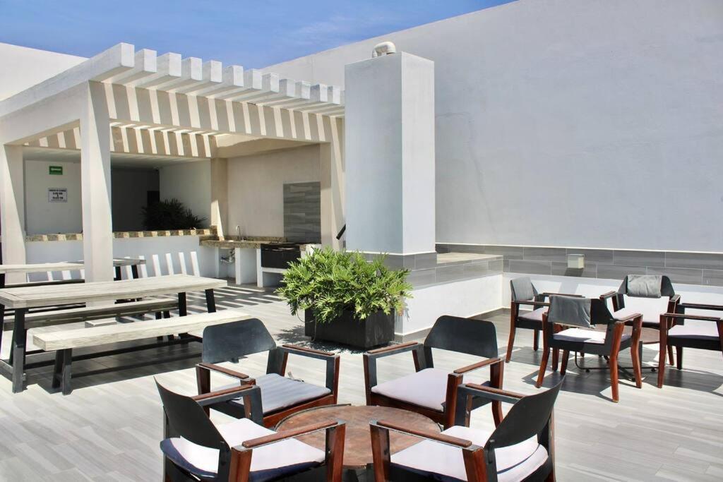 Apartamento Hermoso En Marina, Asombrosas Vistas By G P S Rentas *