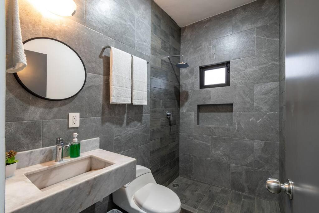 En El Corazon Del Turismo Muy Cerca De La Playa Apartamento