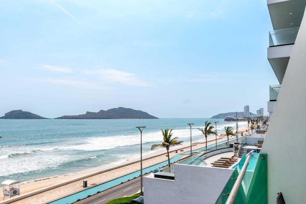 Paraiso Costero Elegante Con Vista Al Mar Mazatlán