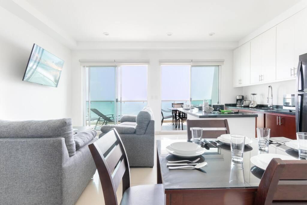Paraiso Costero Elegante Con Vista Al Mar Apartamento