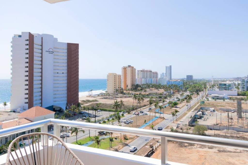 Apartamento Elegante A Cuadra Del Mar Mazatlán