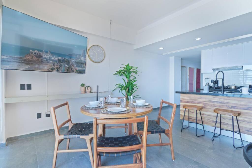 Apartamento Depa En Malecon Con Vista Al Mar
