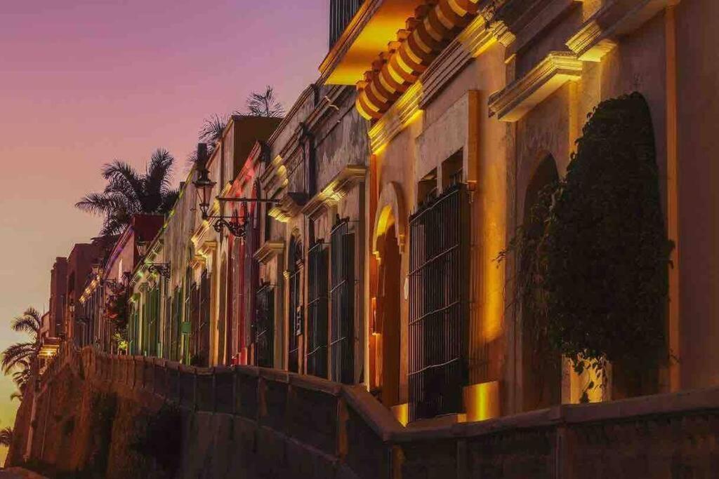 Bonito Loft Jacuzzi Y Terraza Completamente Privado 7 Mins Malecon * Mazatlán