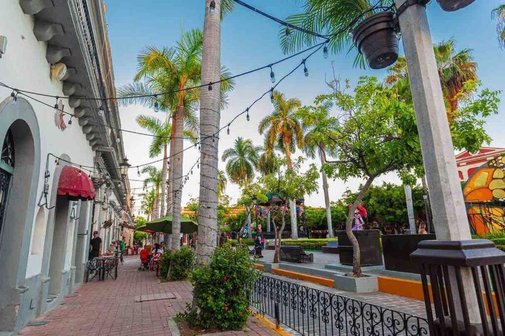 Bonito Loft Jacuzzi Y Terraza Completamente Privado 7 Mins Malecon Mazatlán