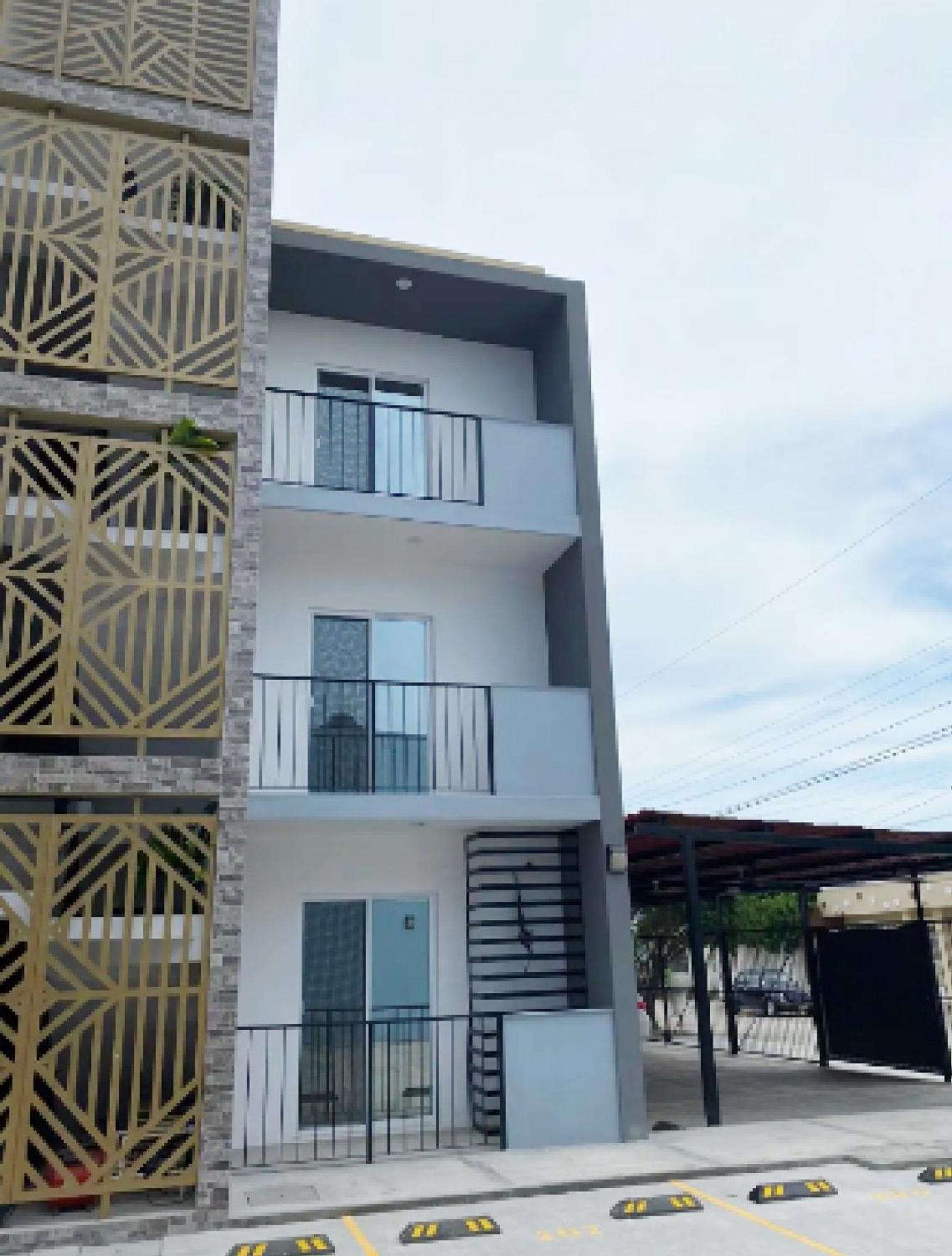 Apartamento Departamento El Tesoro #2 - Olas Azules - 3 Min Malecon *