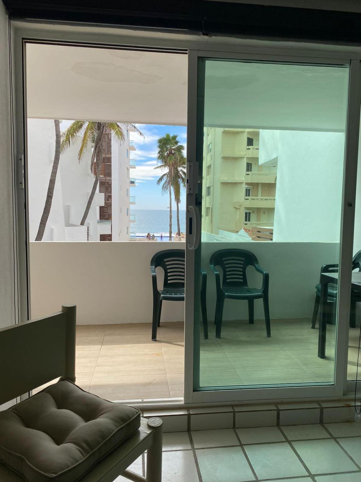 Marina Del Sol - Beautiful 2 Bdrm Sleeps 8 -ocean Front Mazatlán