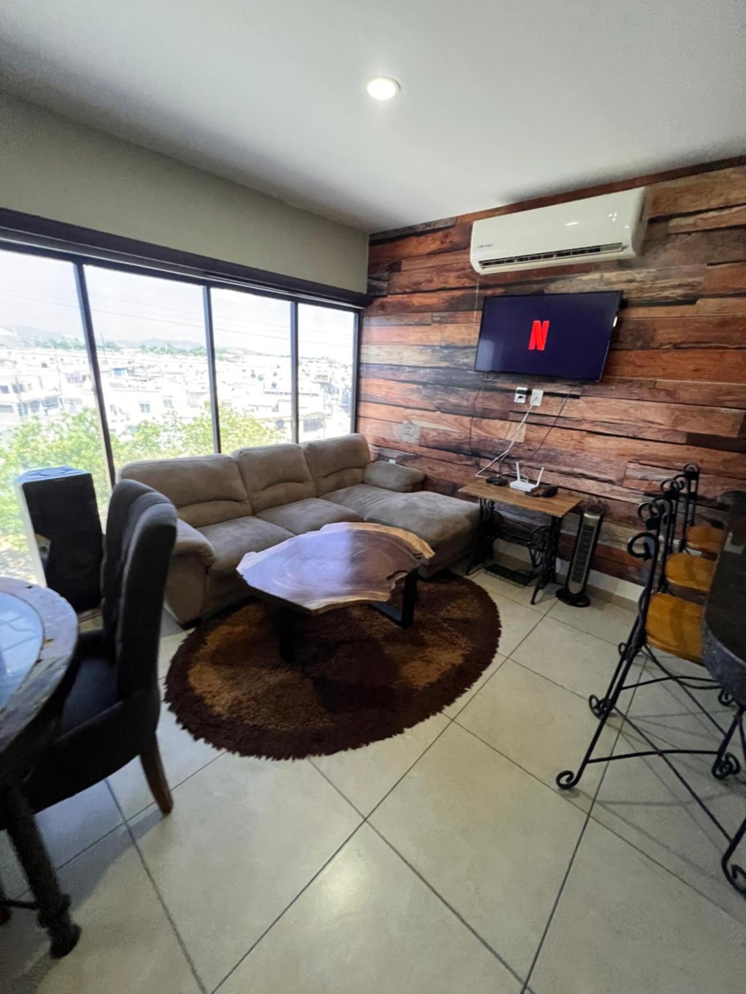 Hermoso Departamento Completo A 7 Minutos Malecon Apartamento
