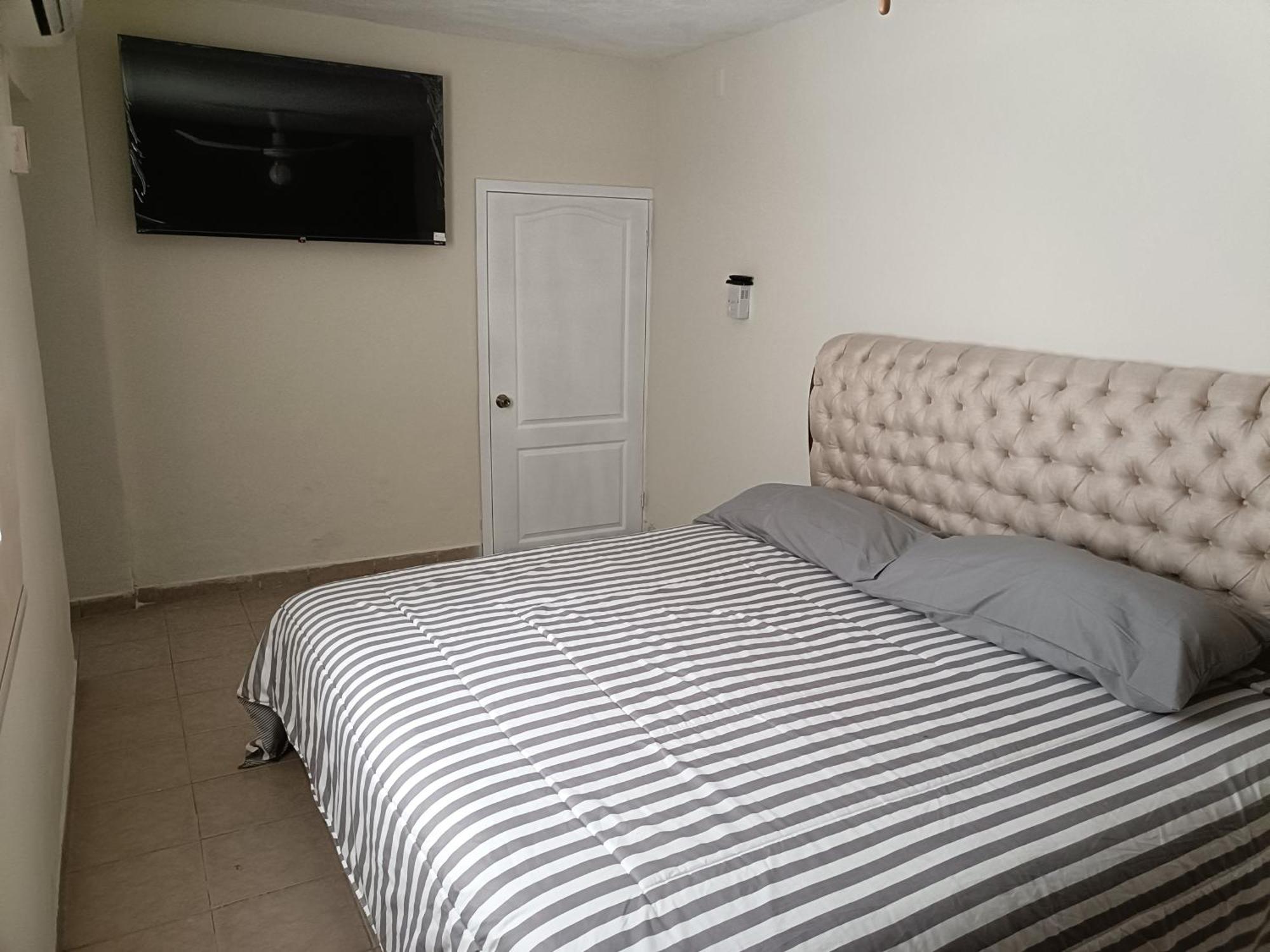 Apartamento Departamento Amplio Y Centrico