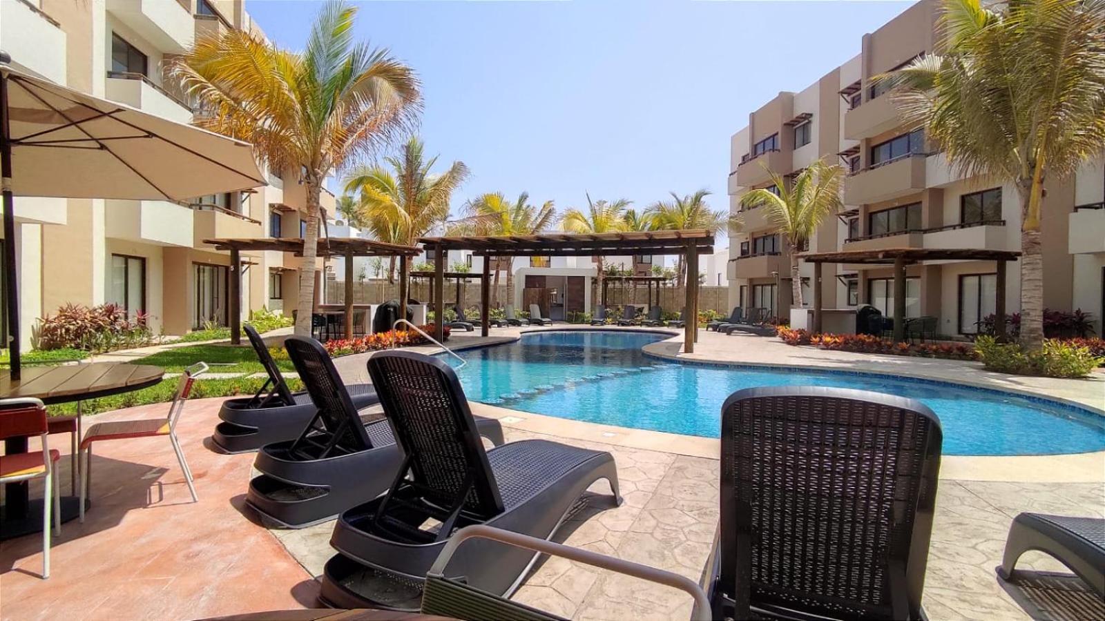 Ambar Espectacular Area De Alberca A 100 Mts Playa Apartamento Mazatlán