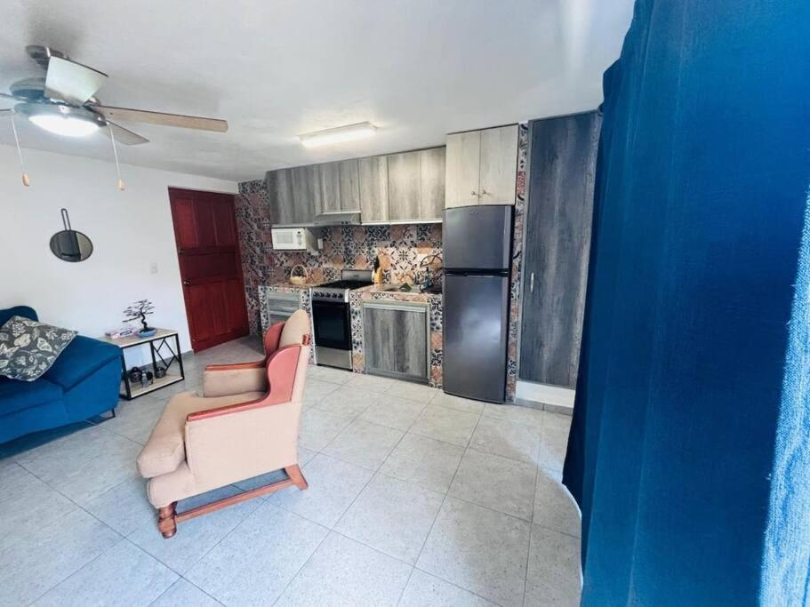Apartamento Departamento En Centro De Parejas 6 *