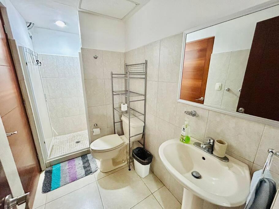 Departamento Cerca De Marina, Restaurantes Y Bares Apartamento