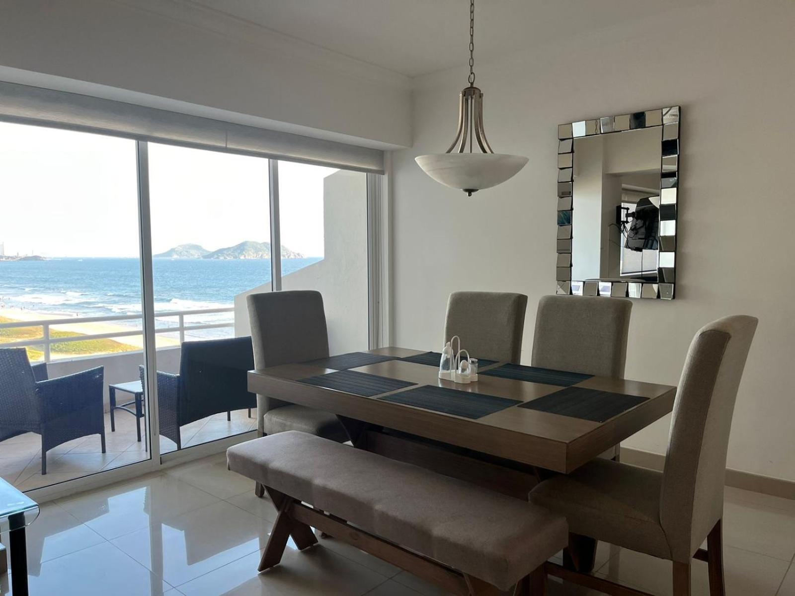 Departamento A Pie De Playa *