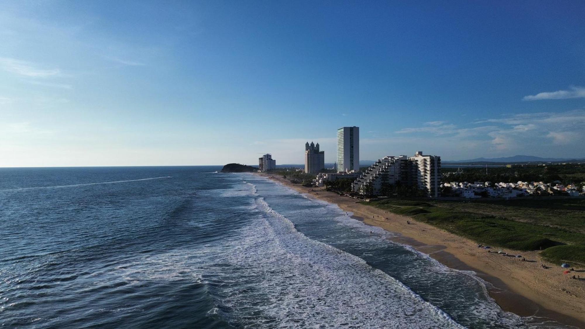 Departamento A Pie De Playa Apartment Mazatlan